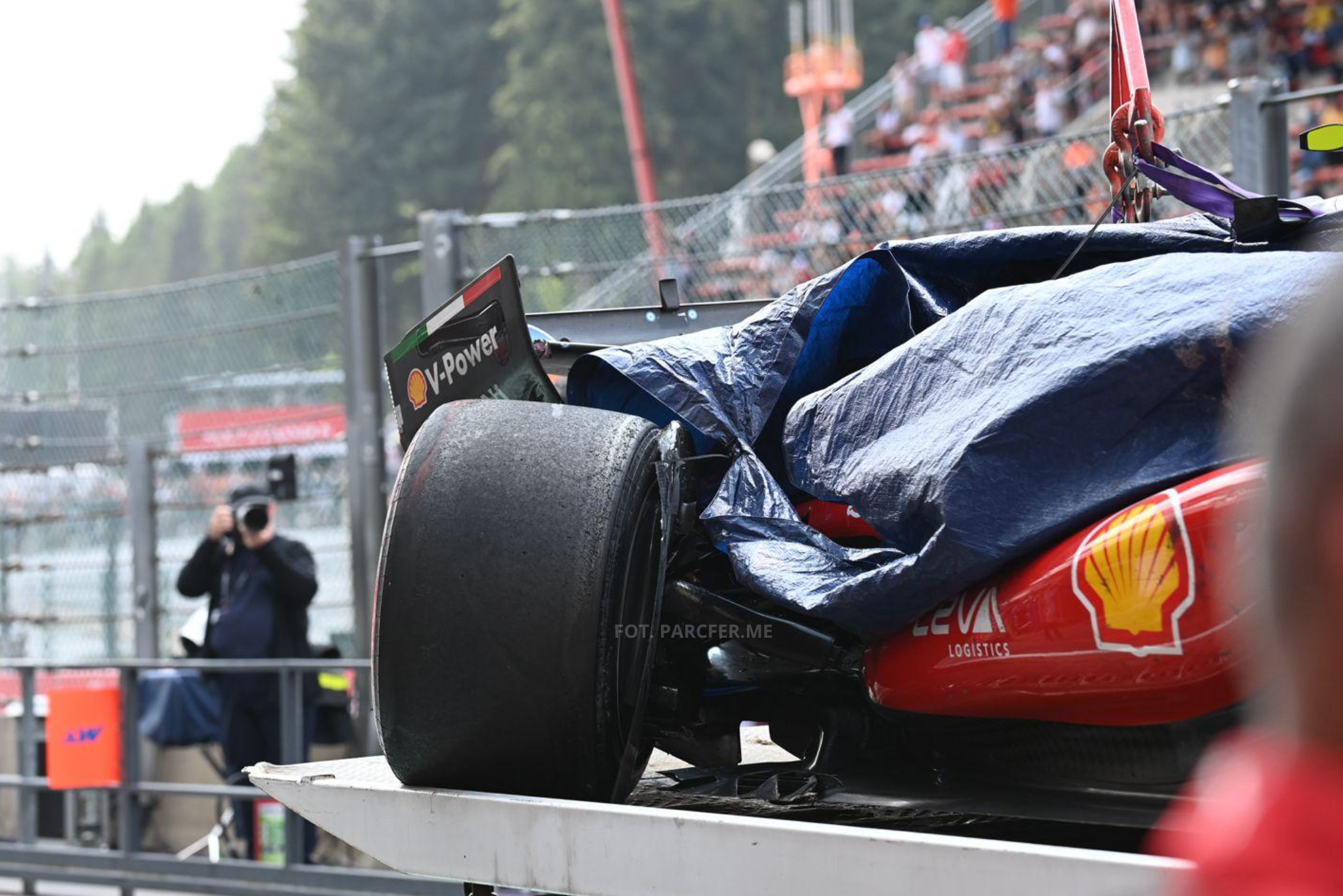 Hamilton rozbił Ferrari, Antonelli najszybszy przed kwalifikacjami F1