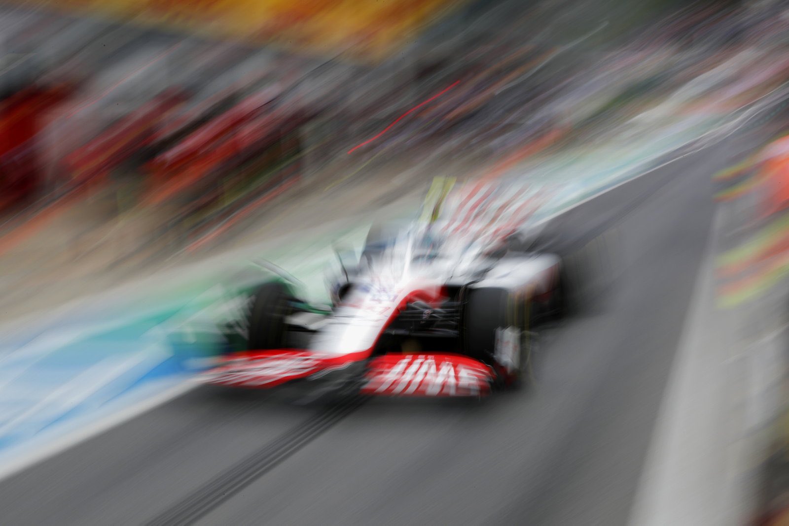 Schumacher zarzucił Haasowi brak pomocy w walce z Hamiltonem