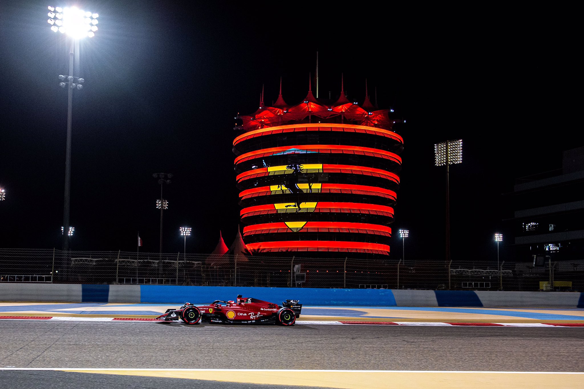 Sainz ma duży problem z nowym Ferrari - komentarz