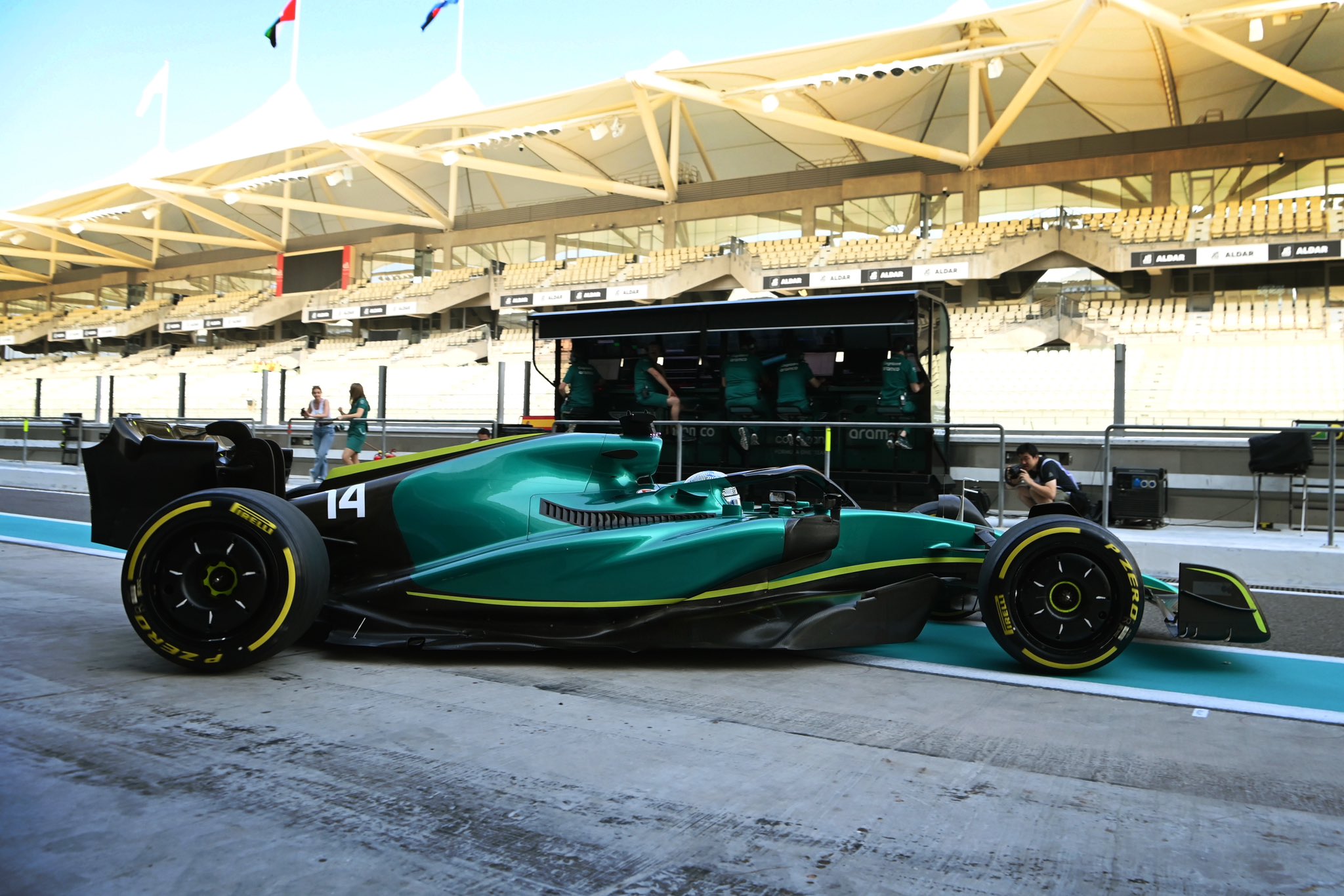 Alonso obawiał się o stan silnika podczas testu w Astonie