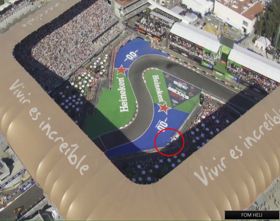 FIA tłumaczy się po GP Meksyku: Lawson mógł przejechać ludzi, szokujący VSC