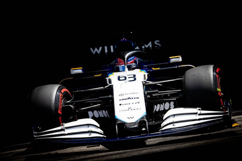 Ciało w Williamsie, dusza w Mercedesie - o dziwnym sezonie George'a Russella; Podsumowanie sezonu 2021 F1, parcfer.me