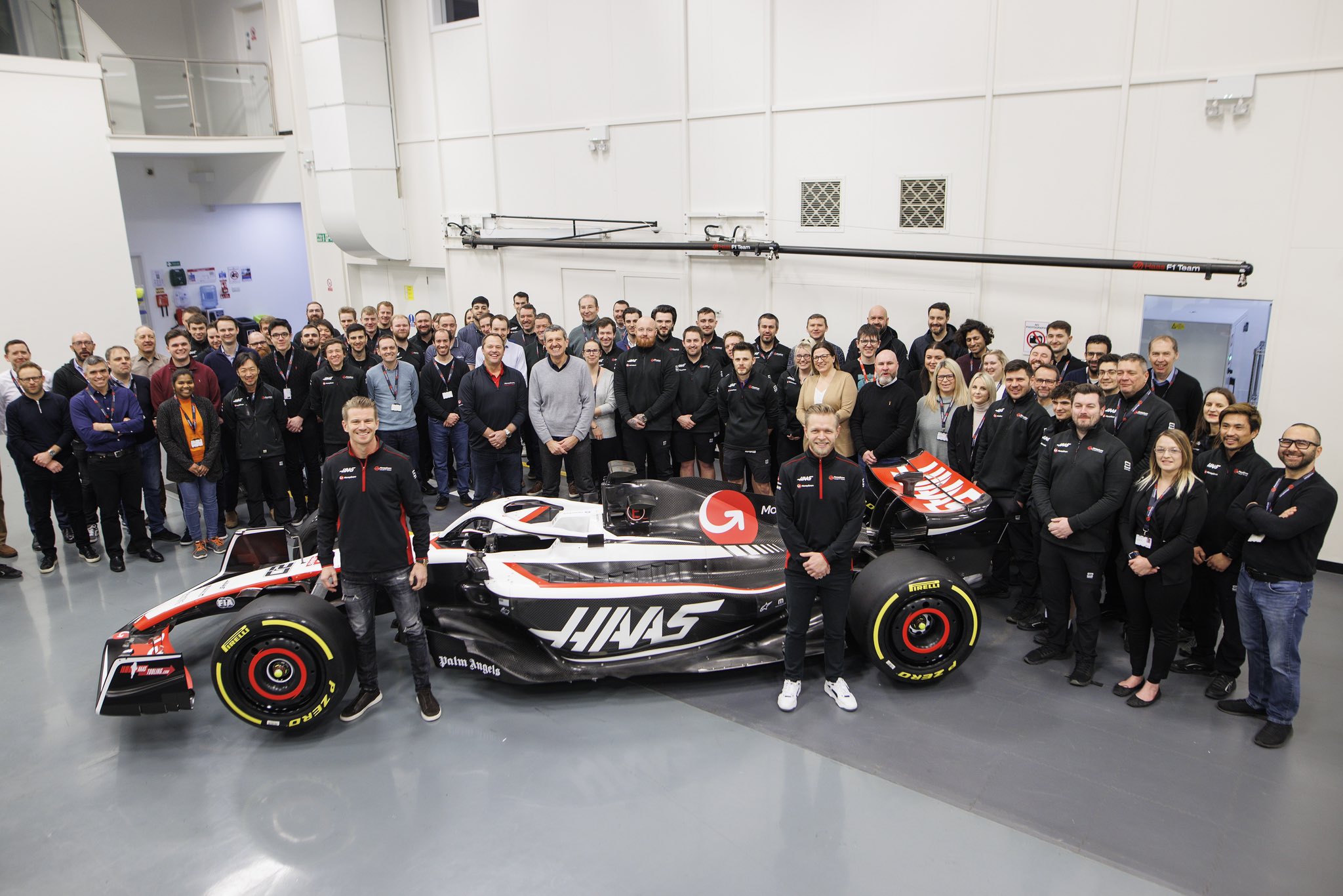 Red Bull odbył tajemniczy test, nowy Haas już na torze 