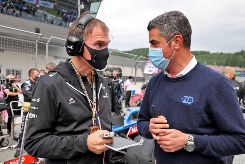 Alan Permane (Alpine), Michael Masi (dyrektor wyścigu F1, FIA)