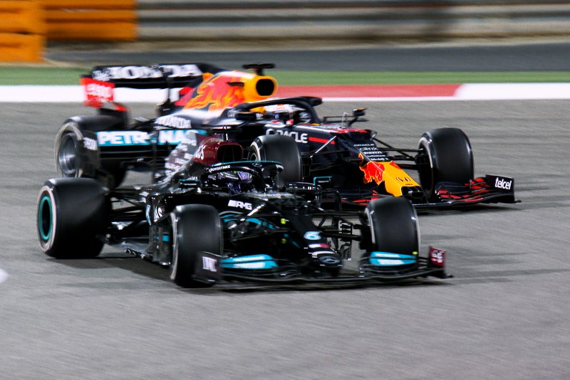 Lewis Hamilton i Max Verstappen, GP Bahrajnu 2021
